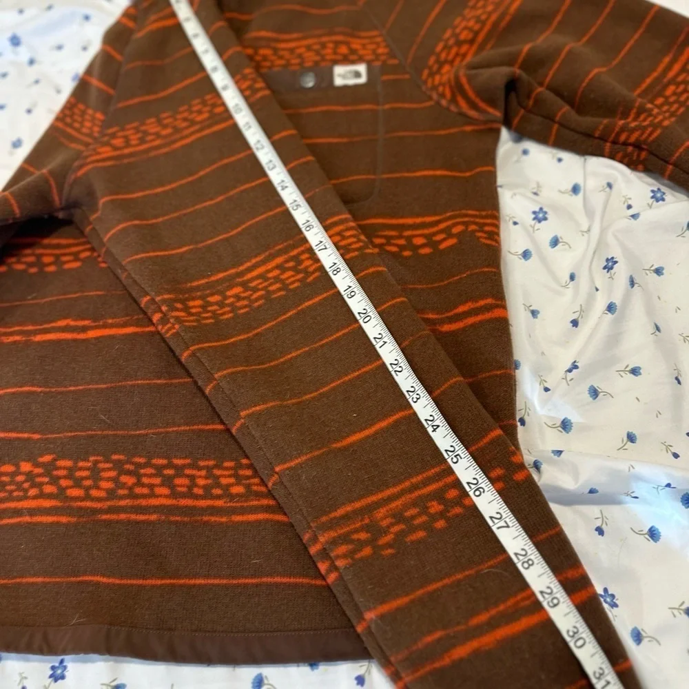 North Face Men’s Medium Gordon Lyons Shacket Jacket Aztec Geo Print Orange Brown